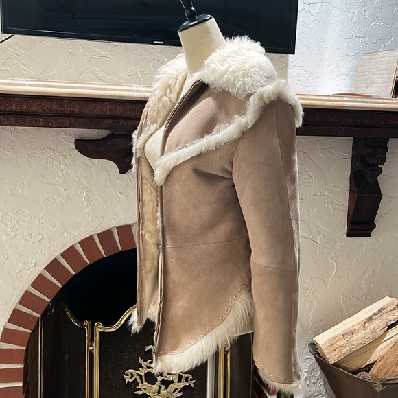Natural Toscana Shearling Coat NWOT - Picture 8 of 11